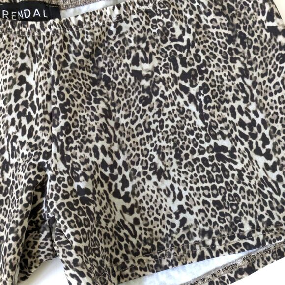 Rendal UK Teddy Shorts Low Rise Cheetah Print Size S Cotton Blend Stretchy - Picture 2 of 9